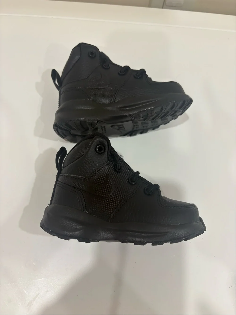 Nike Kids Black High-Top Trail Boots